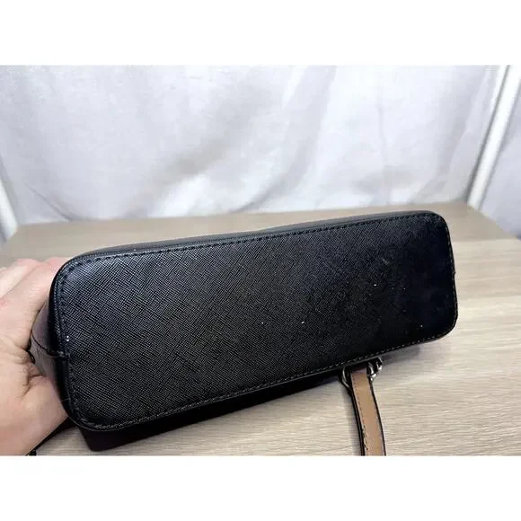 Anne Klein Classic Curves Crossbody Black White Silver Chain Bag Purse - Picture 11 of 11